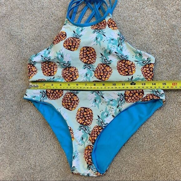 Cupshe Blue reversible pineapple bikini size small - Picture 3 of 3